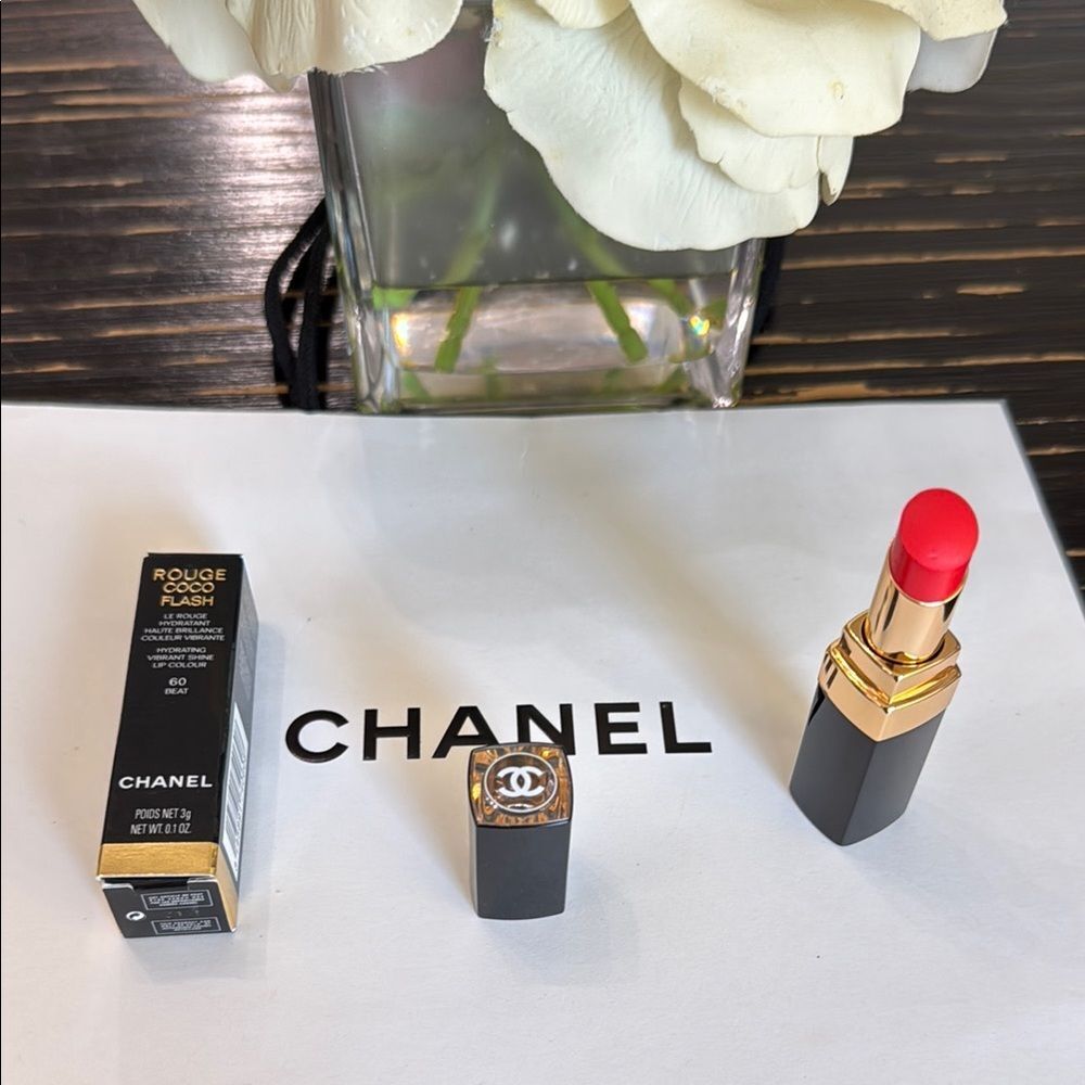 Chanel Lipstick Rouge Coco Flash #60 Beat Lip Shine Orange Red-discontinued
